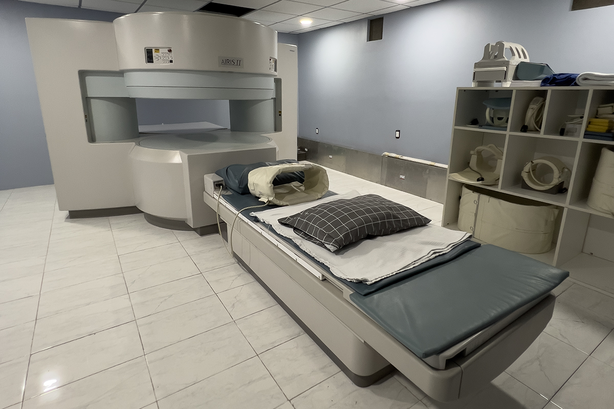 Equipo de resonancia magnética